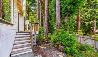 1002 Diamond Dr, Arcata, CA 95521