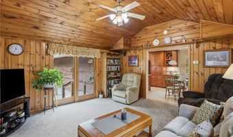 19 Mount Hygeia Rd, Foster, RI 02825