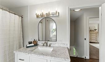 287 Cowesett Rd, Warwick, RI 02886