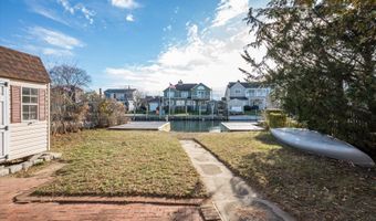 68 Stuart Ave, Amityville, NY 11701