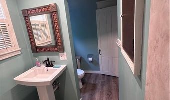 26 Perry St 1, Newport, RI 02840
