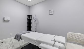 5642-211 E La Palma Ave, Anaheim, CA 92807