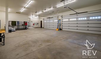 44 Sugar Bars Dr, Cody, WY 82414