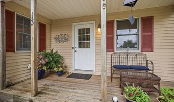 13 Swartzel Dr, Middletown, NJ 07748