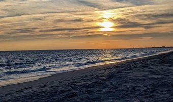 301 E Commerce Way Rd 329, Atlantic Beach, NC 28512