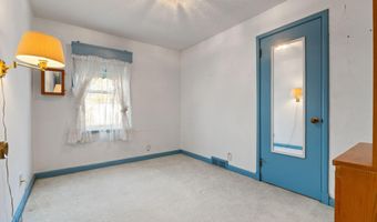 1002 Carroll Ave, Ames, IA 50010