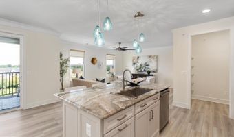 23669 GOLDEN EMBERS Sq #403, Ashburn, VA 20148