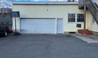 25 James St, Danbury, CT 06810