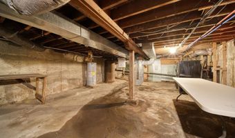 106 N Talbot St, Addison, MI 49220