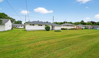 11 Peter Ln, Amsterdam, NY 12010