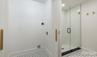107 Beverly Rd, Asheville, NC 28805