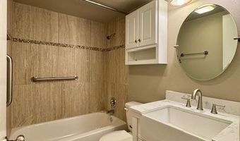 15 Nantucket Dr, Bella Vista, AR 72715