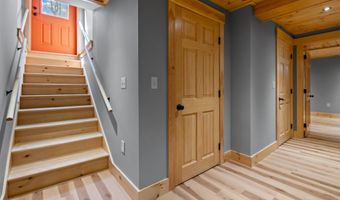 31 Dorothy Dr, Standish, ME 04084