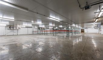 Deerfield Avenue NW, Dalton, OH 44618