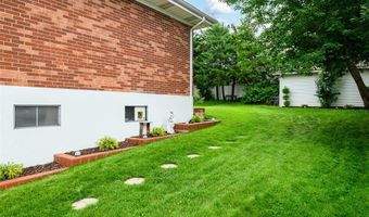 10202 Jubil Dr, Affton, MO 63123