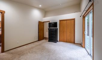 87444 WHISTLING Ln, Bandon, OR 97411
