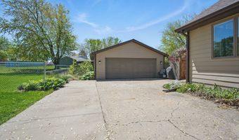 1208 7th St NW, Altoona, IA 50009