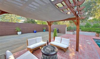 29846 Triunfo Dr, Agoura Hills, CA 91301