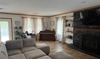 806 SE Avenue 8 Ave, Atkins, AR 72823