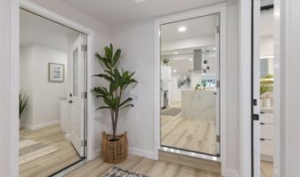 889 Akumu St, Kailua, HI 96734