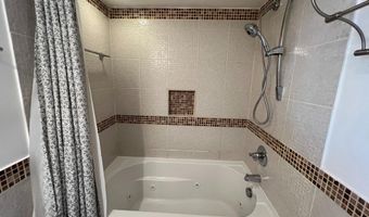 1245 13TH St NW 811, Washington, DC 20005