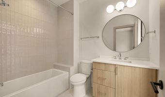 6916 CARMICHAEL Ave, Bethesda, MD 20817