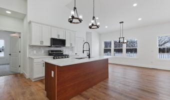 4823 Thompson Heights Dr, Adrian, MI 49221