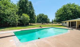 21169 Shelly Ln, Anderson, CA 96007