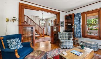 25 University Ter, Burlington, VT 05401
