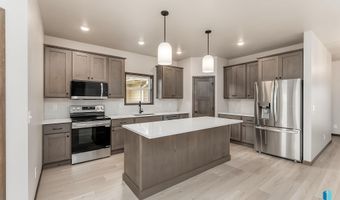 2405 E Tinley St, Brandon, SD 57005