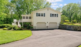 70 High Ridge Dr, Cumberland, RI 02864