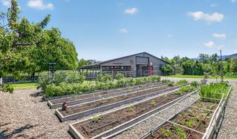 39 E Valley View Rd, Ashland, OR 97520