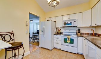 16 Great Horned Owl Ct, Allamuchy Twp., NJ 07840