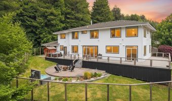 1346 Diamond Dr, Arcata, CA 95521