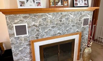 1824 Bryn Mawr Cir, Atlantic, IA 50022