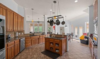 208 N Oakvista Ct, Aledo, TX 76008