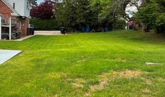 3 Waumsett Ave, Cumberland, RI 02864