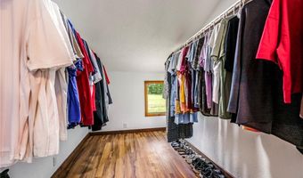 12460 Peach Orchard Rd, Bentonville, AR 72712