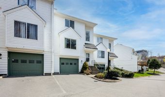 68 Virginia Ave 14, Danbury, CT 06810