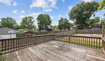 9405 Mackenzie Rd, Affton, MO 63123