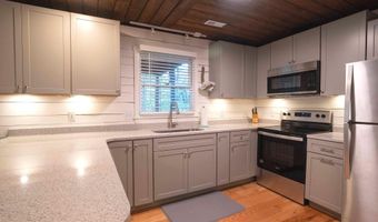 206 DALE, Basye, VA 22810
