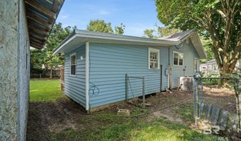 901 D'Olive St, Bay Minette, AL 36507