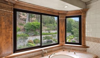 1561 Lookout Dr, Agoura Hills, CA 91301