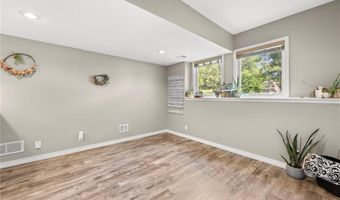 1812 N 150th St, Basehor, KS 66007