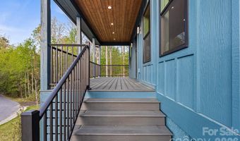 18 Winterhawk Dr, Arden, NC 28704