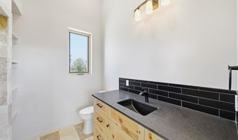 102 Spanish Peaks Rd, Arroyo Hondo, NM 87513