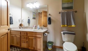 1824-2 Parkland Dr 0602, Arkdale, WI 54613