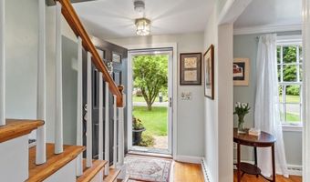 13 Carmel Rd, Andover, MA 01810