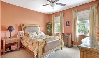 5518 LUMINAR POINTE Ln, Apollo Beach, FL 33572