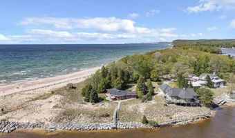 16560 Starke Rd, Arcadia, MI 49613
